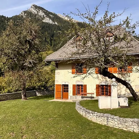 Le Nid De Pajonniere En Chartreuse بيت للعطل