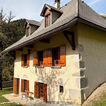 Le Nid De Pajonniere En Chartreuse * سانت بيير دي شارتروز