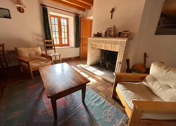 Le Nid De Pajonniere En Chartreuse